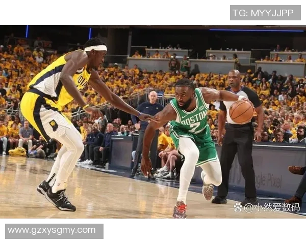 热火与凯尔特人激战正酣直播全程回顾精彩瞬间分析